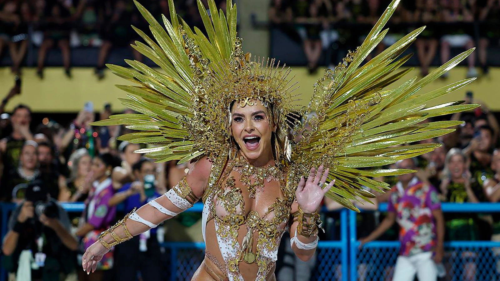 Карнавал в Рио-де-Жанейро, 16 февраля 2026 года