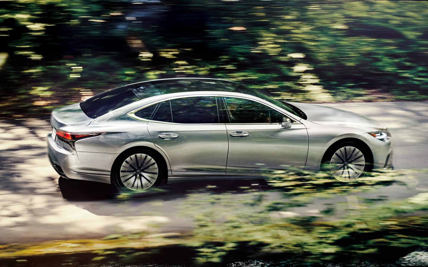 Lexus LS500h
