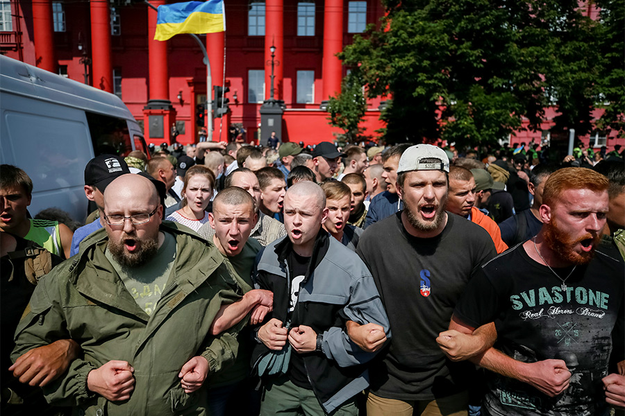 В Киеве на гей-параде задержали семерых противников акции