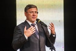 Тюменский губернатор Владимир Якушев создает антикризисный штаб