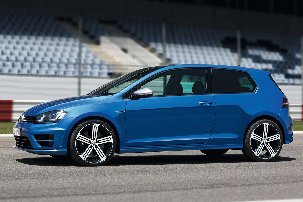 От VW Golf R до Porsche 911: самые мощные автомобили с «механикой» ::  Autonews