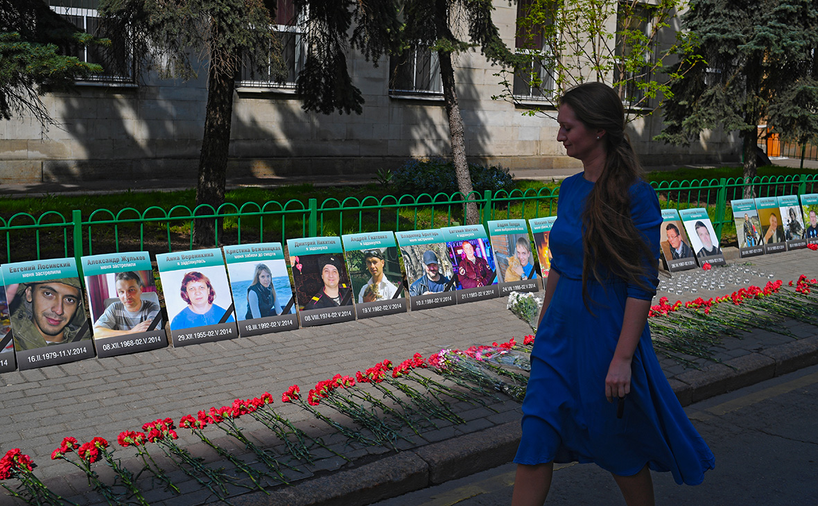 Как Одесса чтит память жертв, погибших в Доме профсоюзов. Фоторепортаж 