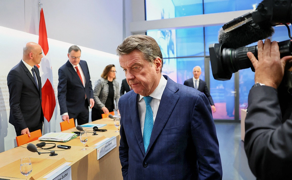 Denis Balibouse / Reuters