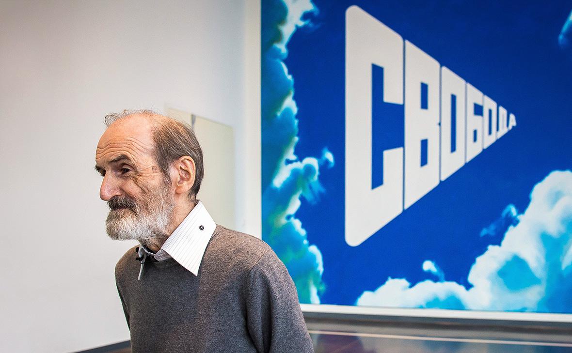 «Живу — вижу»: главные работы Эрика Булатова