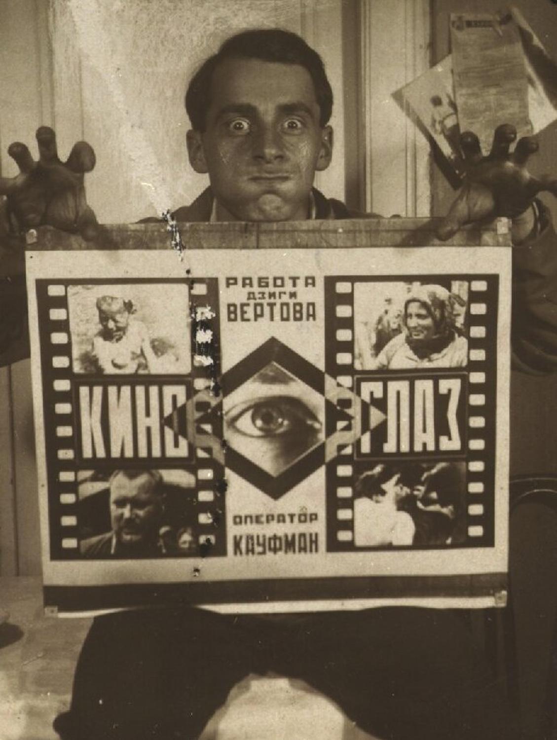 М.А. Кауфман с афишей фильма &laquo;Кино-глаз&raquo;, 1922-1924
