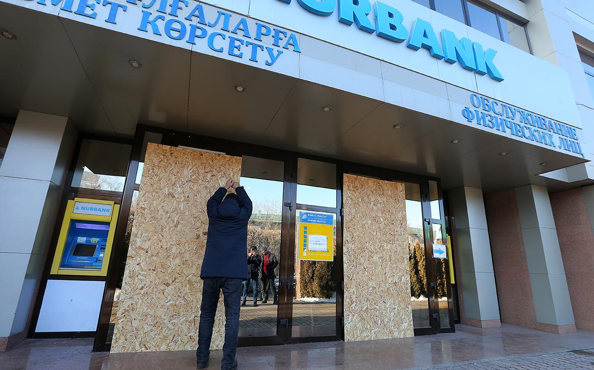 Астана заявила об отсутствии поручения банкам отклонять платежи в рублях