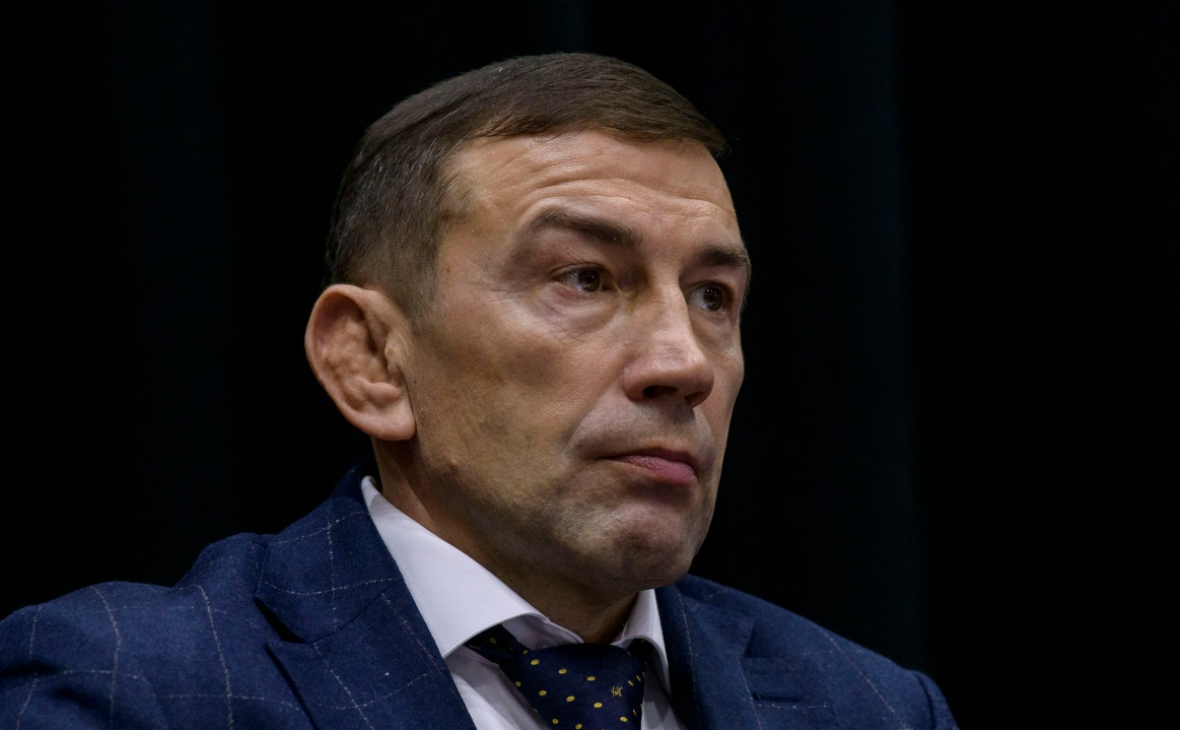 Николай Монов