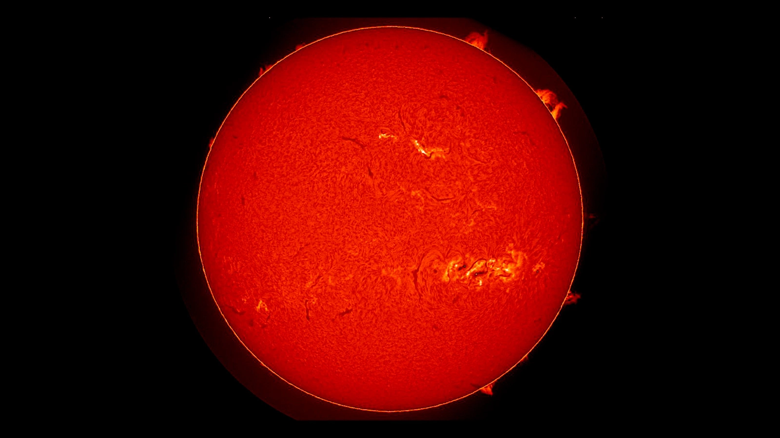 Хромосфера Солнца. 8 декабря 2025 года