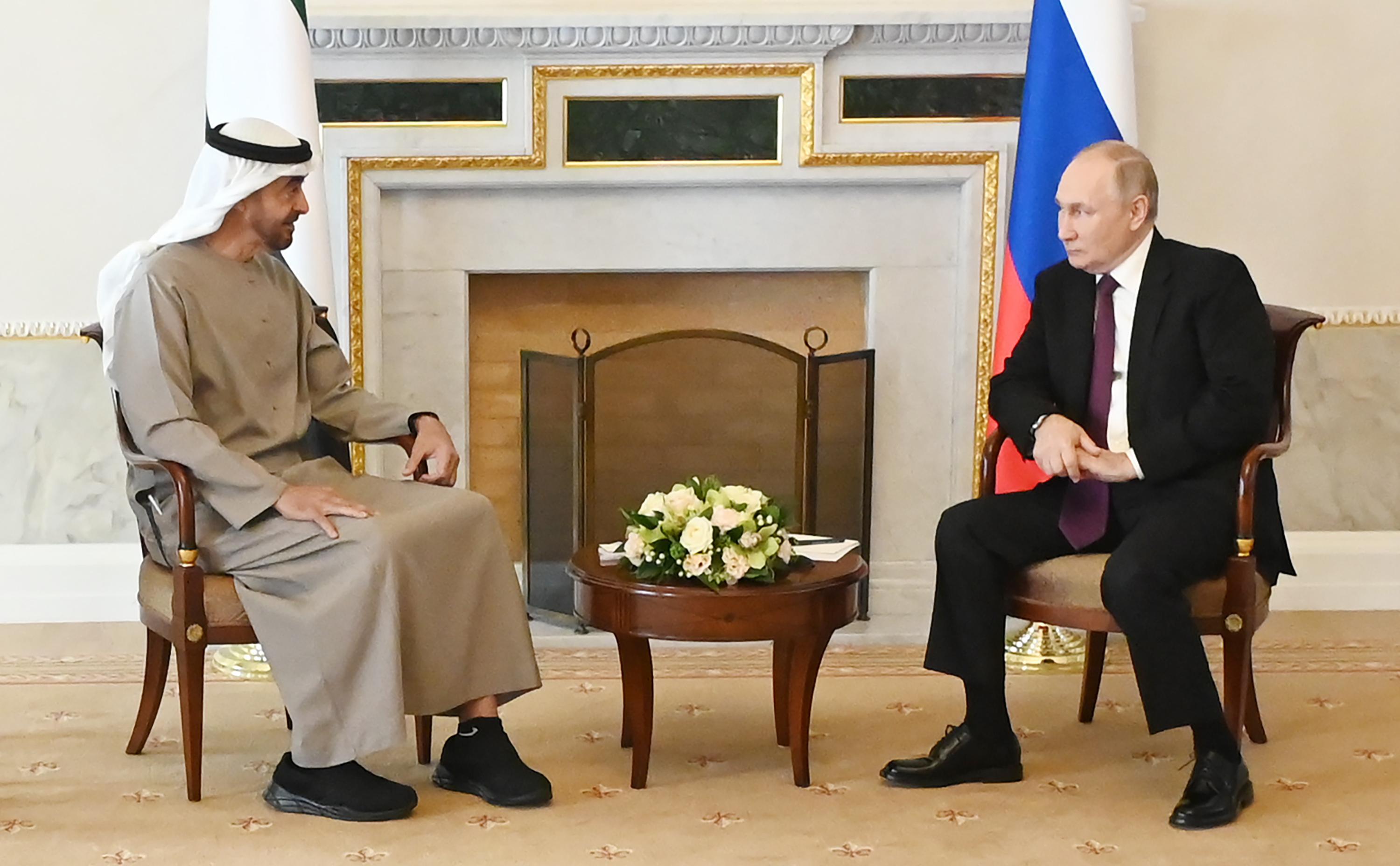 WAM узнало, что глава ОАЭ сообщил Путину о позиции Киева по ряду вопросов"/>













