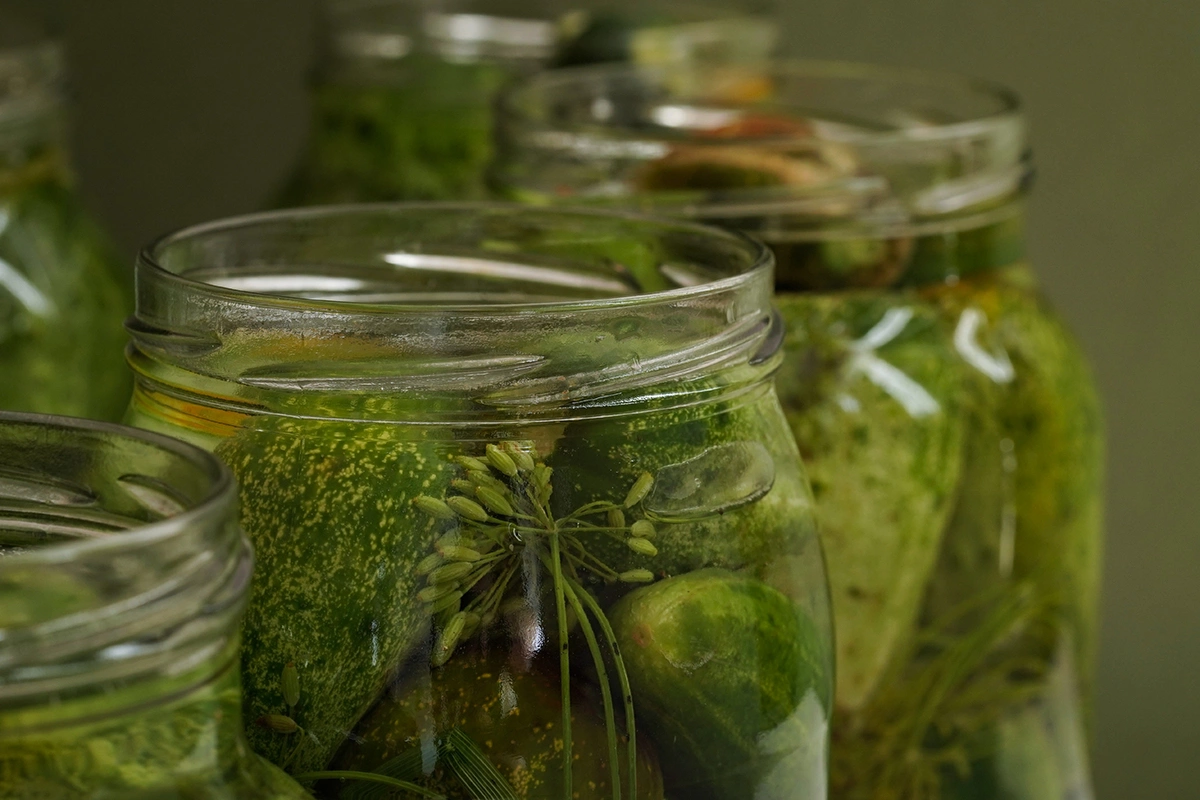 Бармен пробовал добавлять рассол от каперсов в «Кровавую Мэри», экспериментировал с ним в негрони на мескале