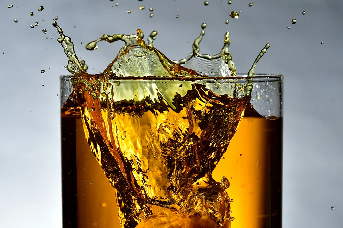 Brown-Forman отчиталась по итогам финансового года о снижении продаж на 5%, до $4 млрд и о падении операционной прибыли на 22% до $1,1 млрд