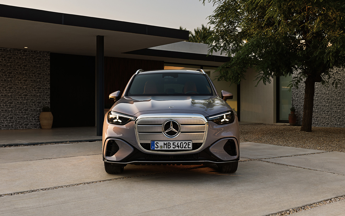 Mercedes-Benz GLC with EQ Technology