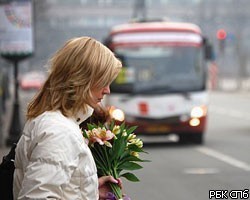 Россиянки сами дарят себе цветы на 8 марта
