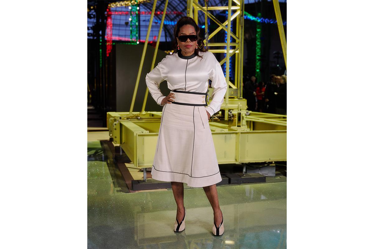 Опра Уинфри на показе женской коллекции Chanel осень/зима 2026-2027 в рамках Недели моды в Париже