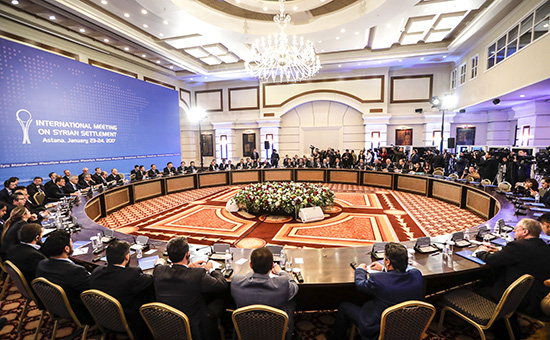 Участники международных переговоров по&nbsp;сирийскому урегулированию в&nbsp;отеле Rixos President Astana

