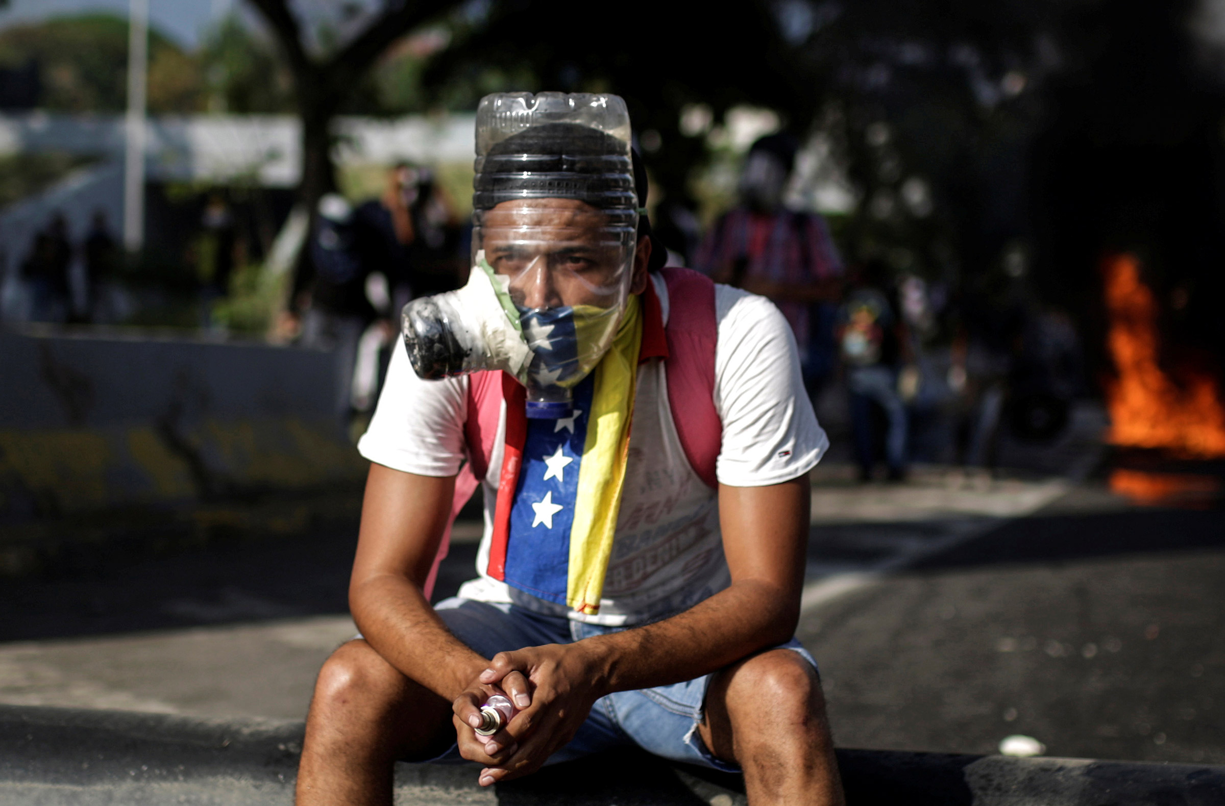 Апрель. Демонстрации против президента Венесуэлы Николаса Мадуро. Каракас, Венесуэла
