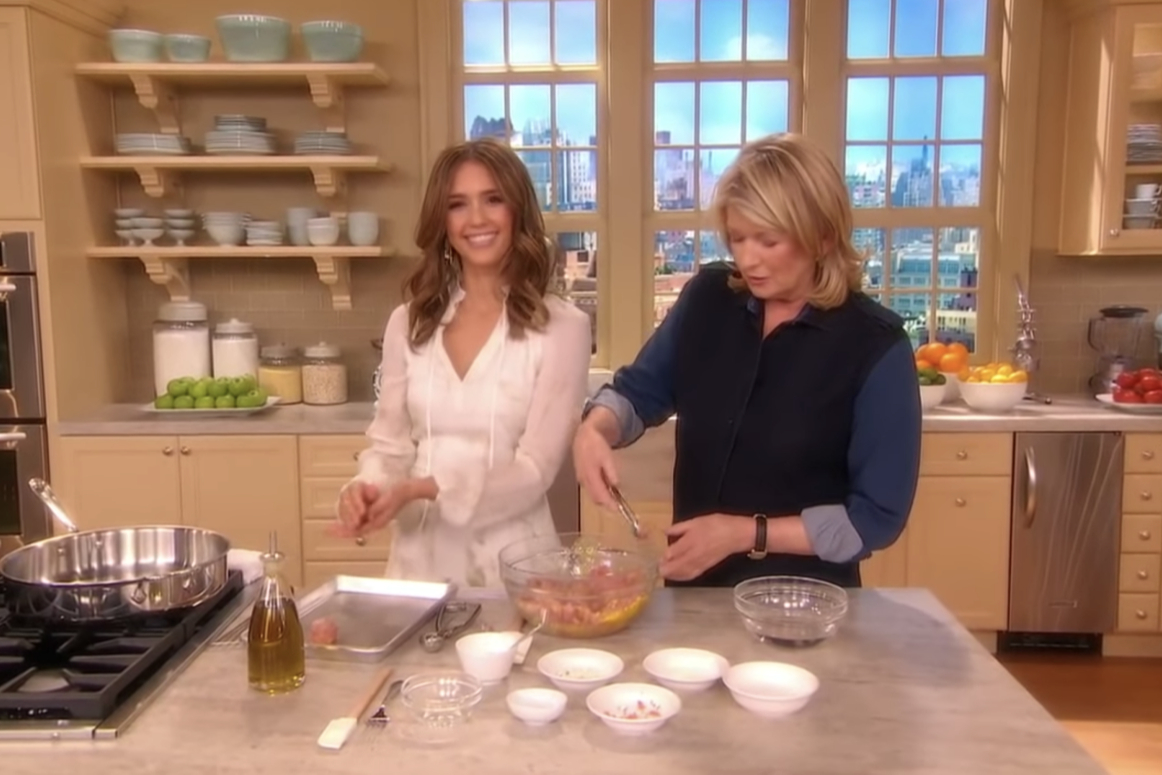 Фото:  Martha Stewart / YouTube