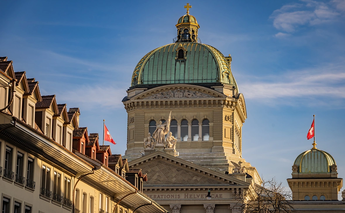 SvetlanaSF / Shutterstock