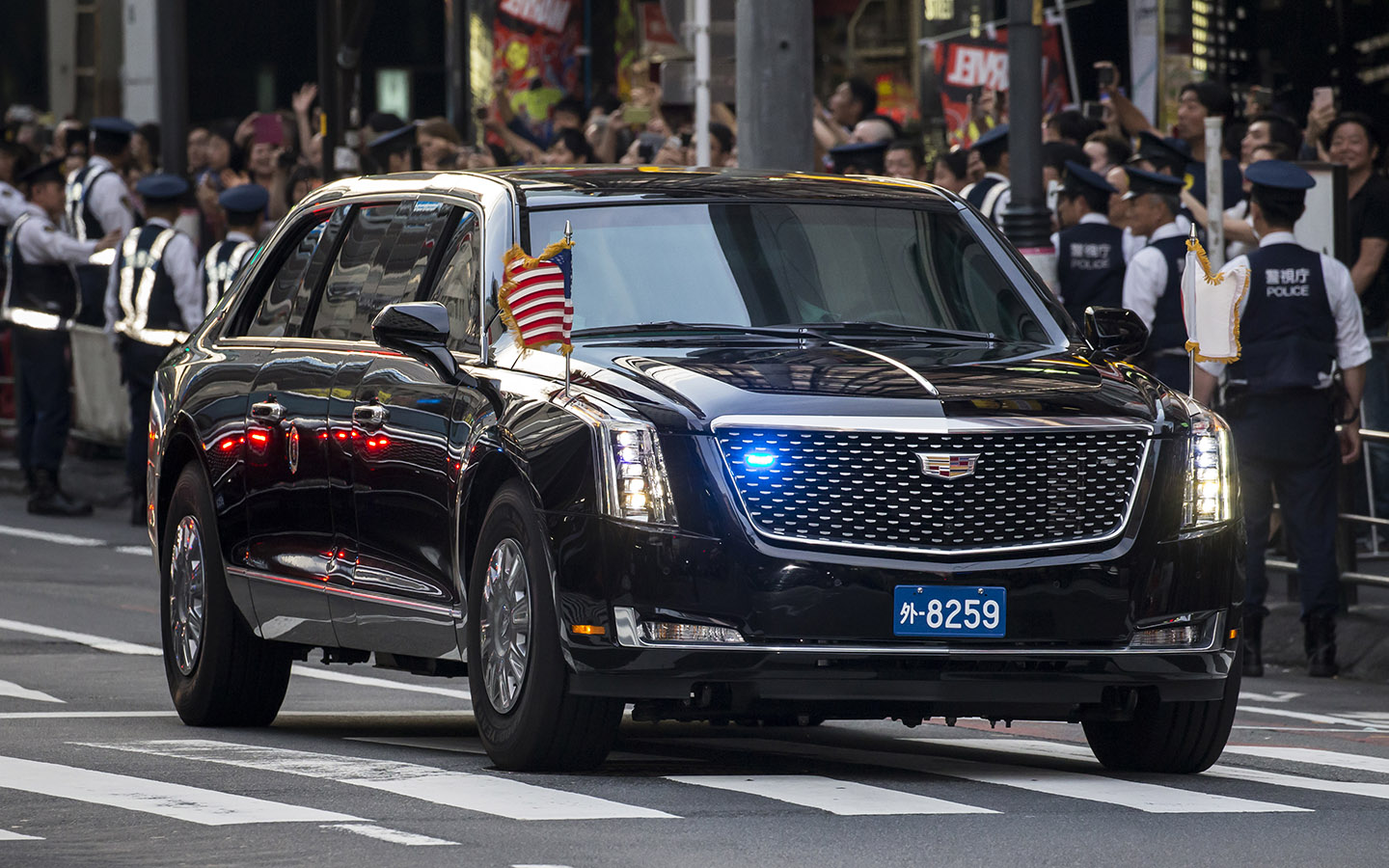 Cadillac One &laquo;The Beast&raquo; президента Дональда Трампа