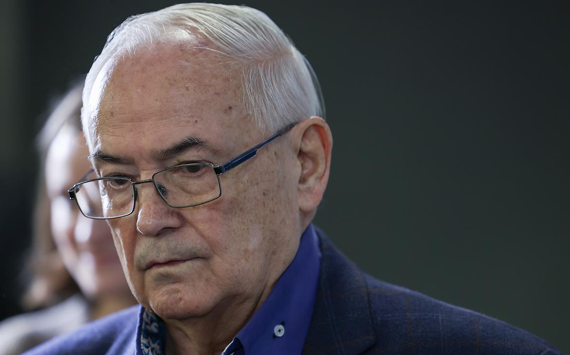 Прощание со Всеволодом Шиловским пройдет в созданном им театре