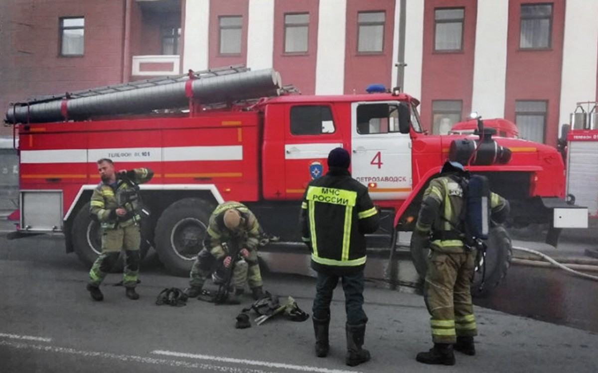 В гостинице в центре Петрозаводска произошел пожар