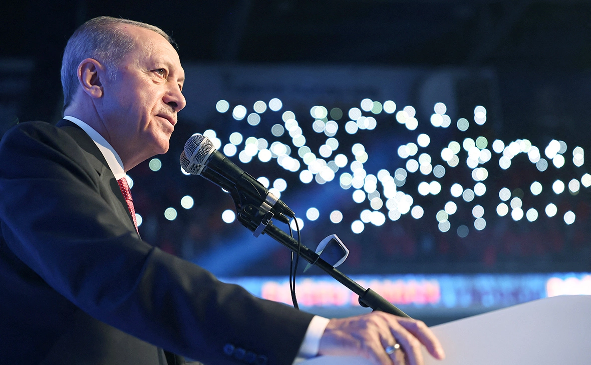 Murat Cetinmuhurdar / Reuters