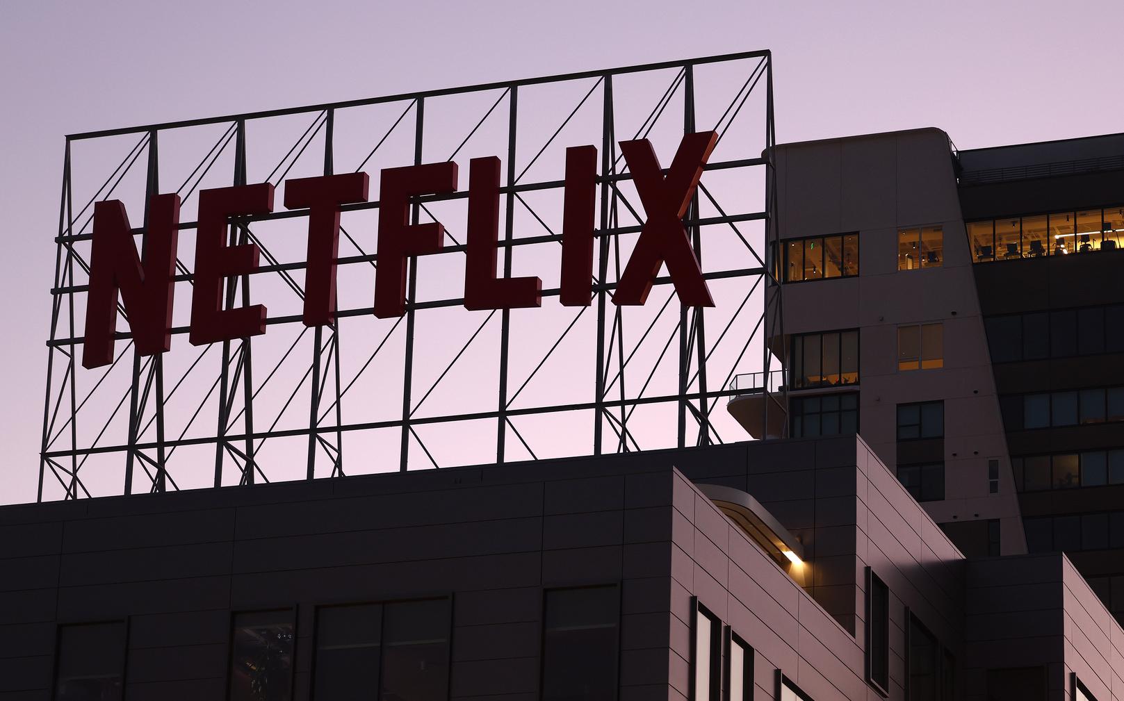 Чистая прибыль Netflix достигла $2,3 млрд. за квартал