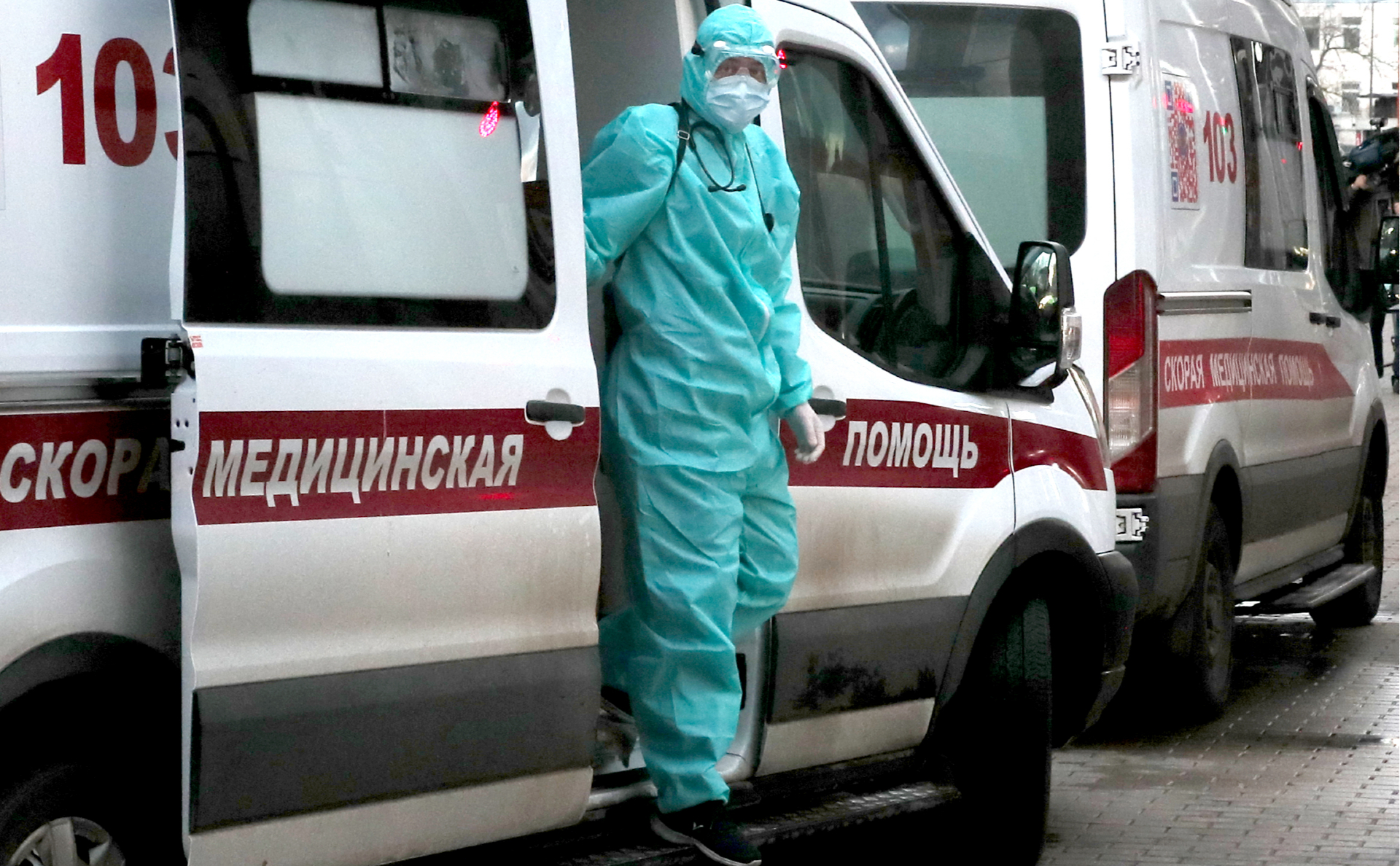 В Москве впервые с июня зафиксировали более 60 умерших с COVID за сутки