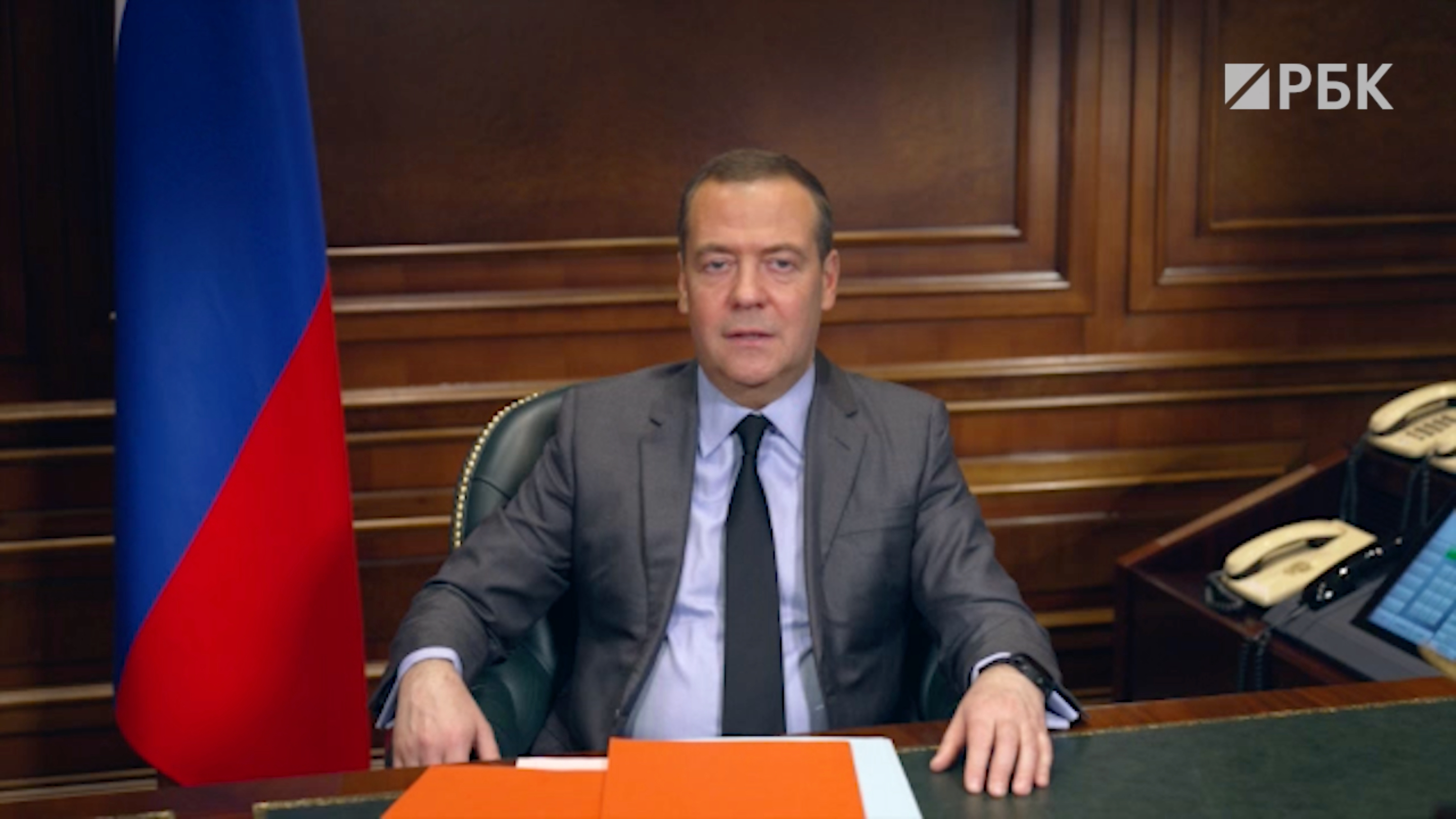 Медведев заявил о новостях «с разных планет» и вспомнил правила Сунь Цзы