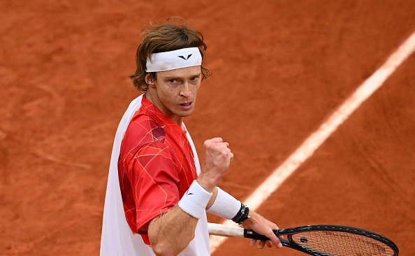 Clive Mason / Getty Images