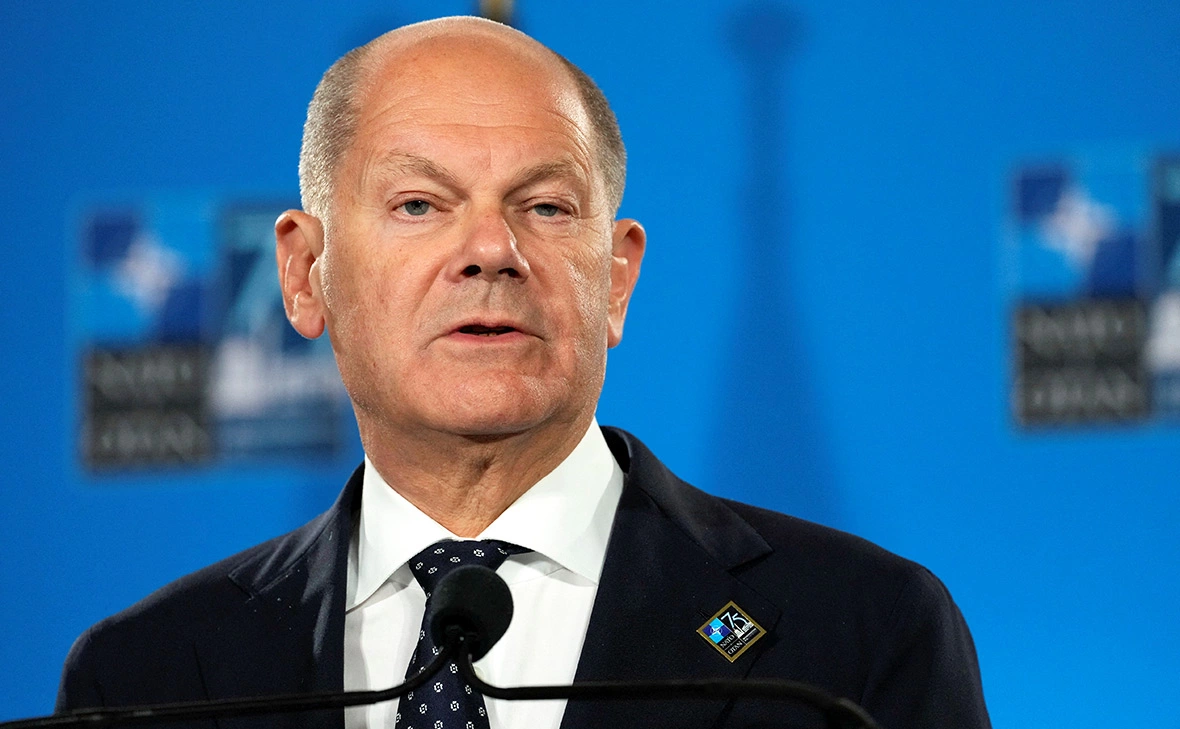 Ken Cedeno / Reuters