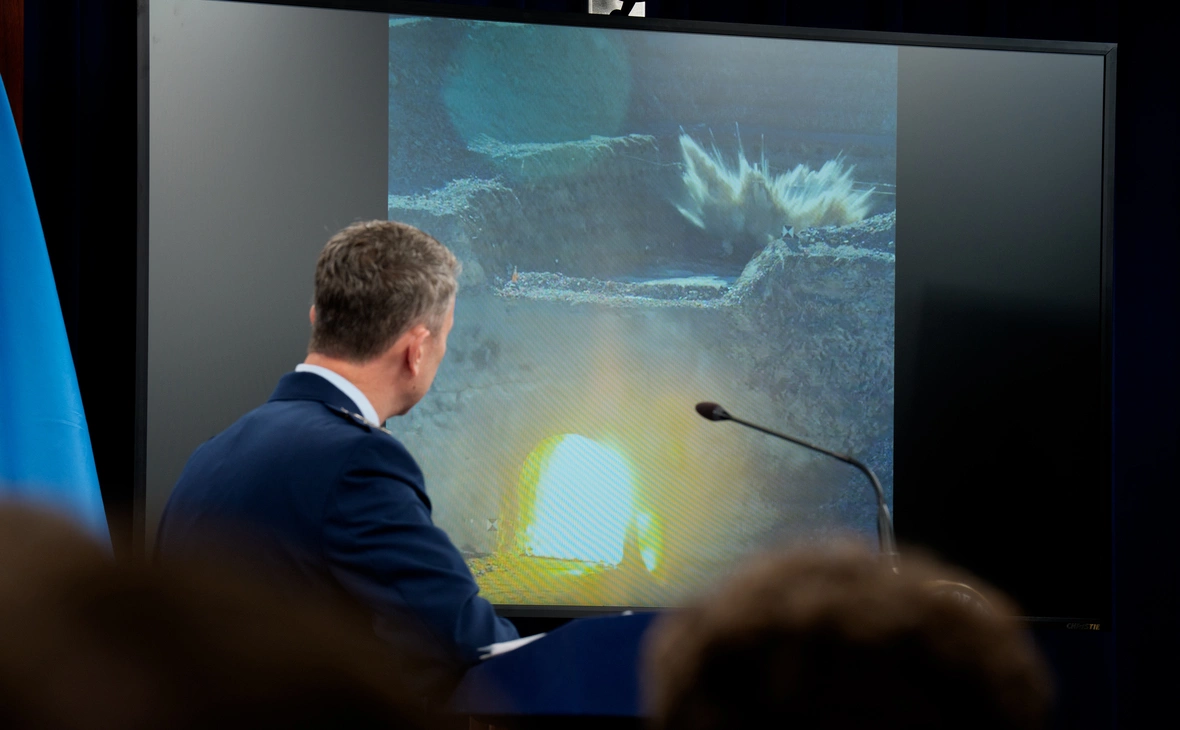 Andrew Harnik / Getty Images