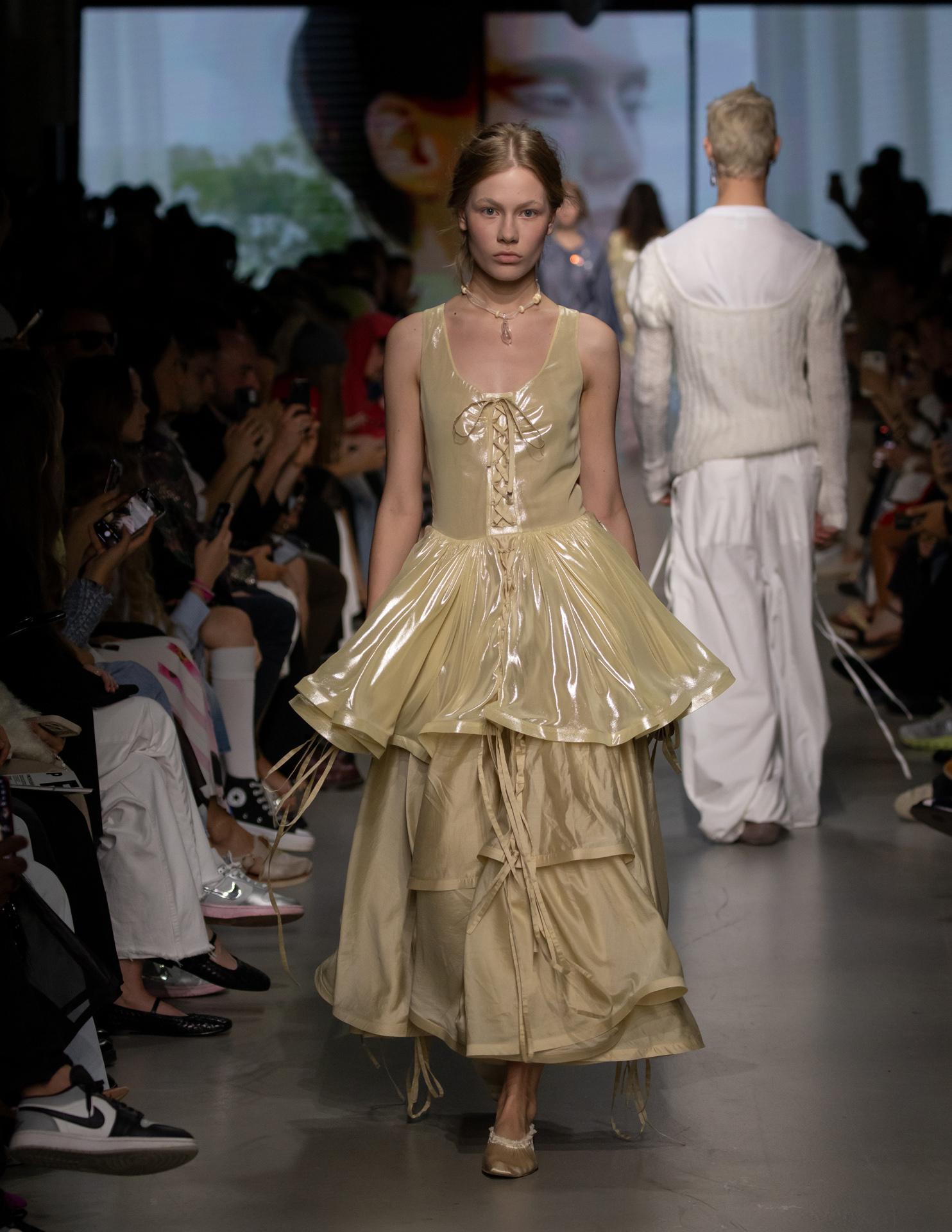 Показ Gapanovich