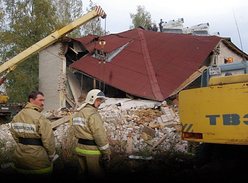Взрыв бытового газа разрушил жилой дом под Ярославлем