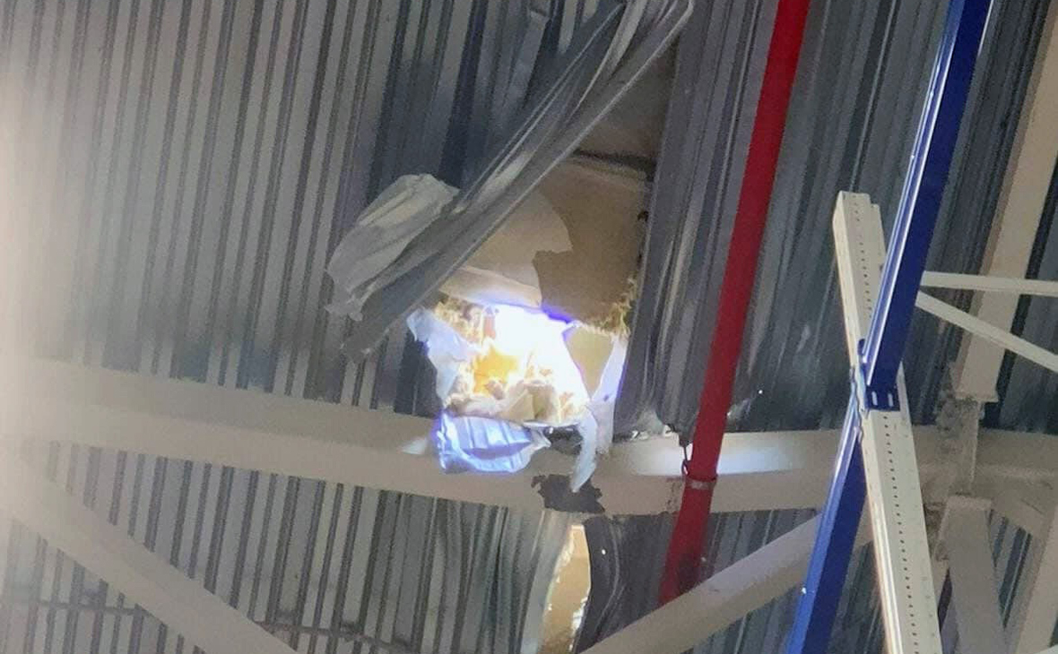 В «Ленте» сообщили о повреждении склада обломком после посадки Ан-124