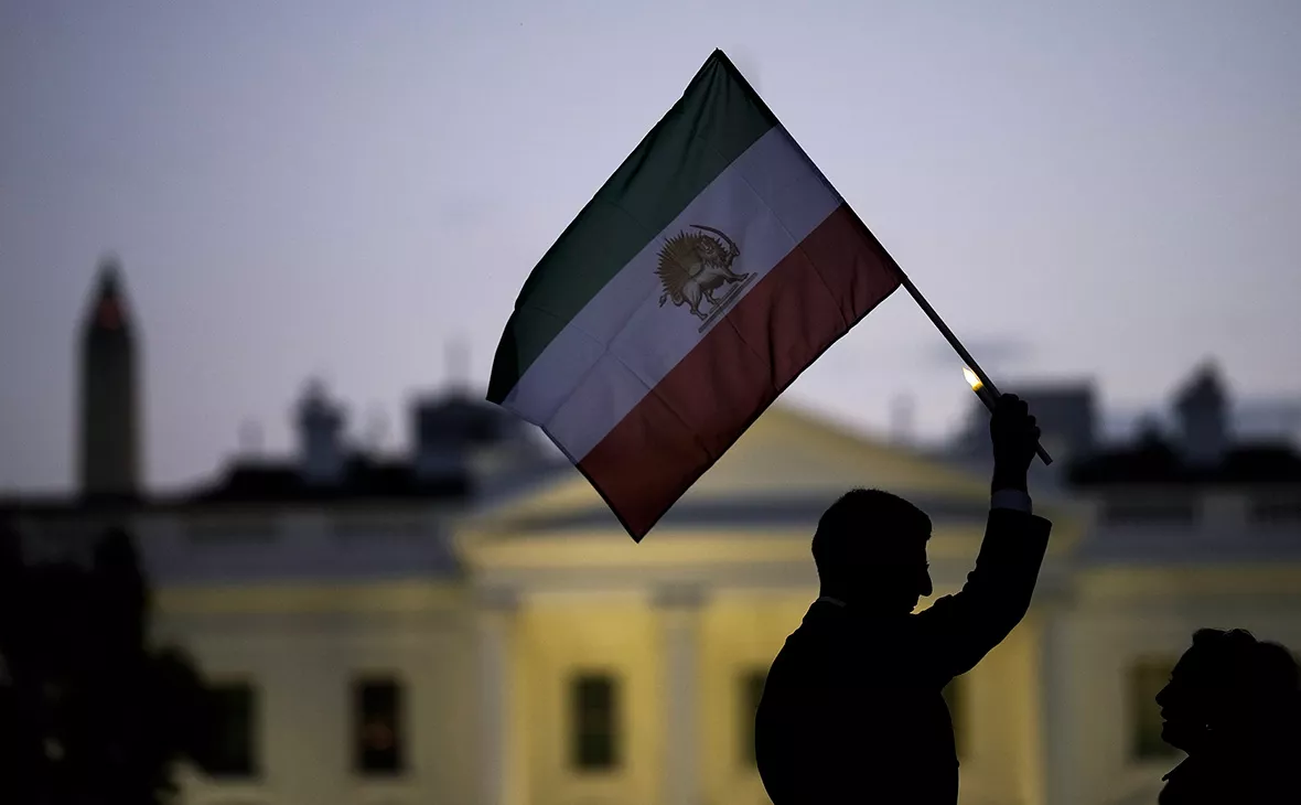 Drew Angerer / Getty Images