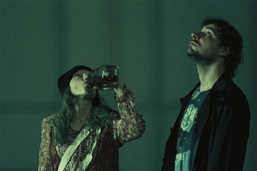 Мария Шалаева и Евгений Цыганов в фильме Анны Меликян «Русалка», 2007 год