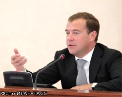 Д.Медведев позвал олигархов преподавать в школах