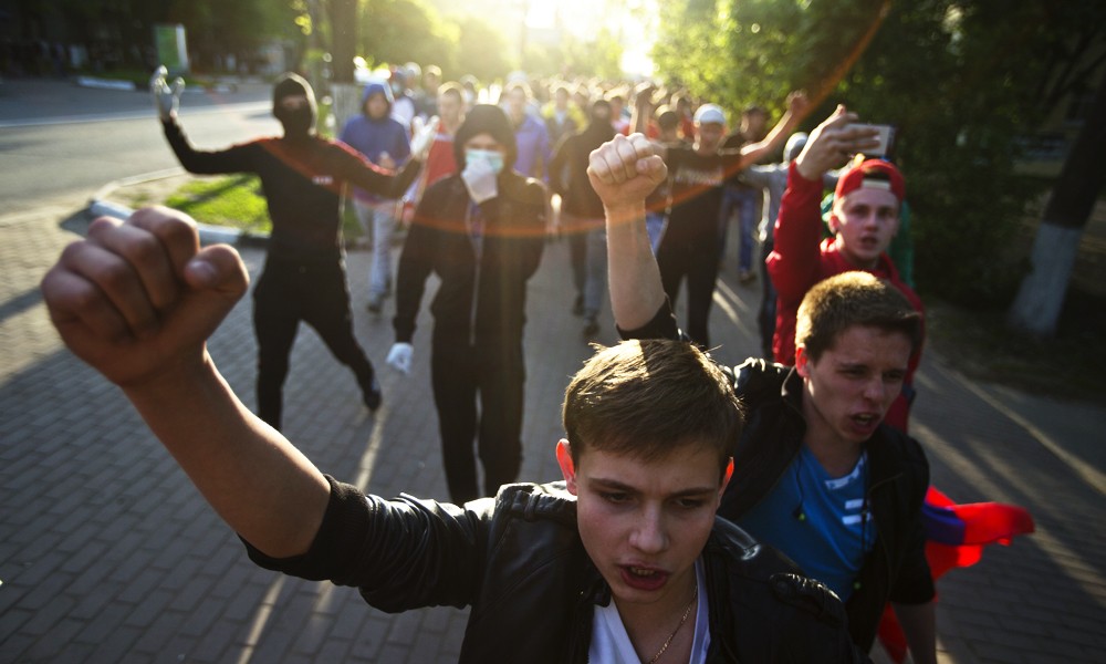 На акции памяти погибшего фаната в Пушкино задержаны около 60 человек