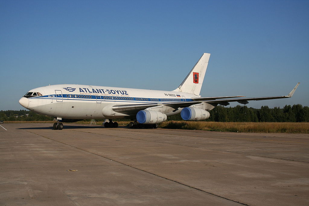 Ил-96-300


