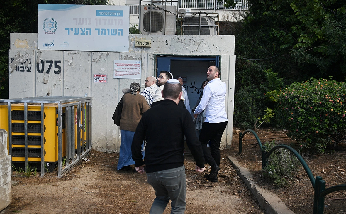 Rami Shlush / Reuters