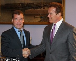 Д.Медведев: Жаль, что у Шварценеггера нет российского паспорта