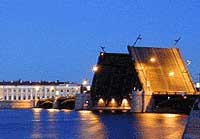 В центре Санкт-Петербурга к 2006 г. планируют ограничить движение частного транспорта