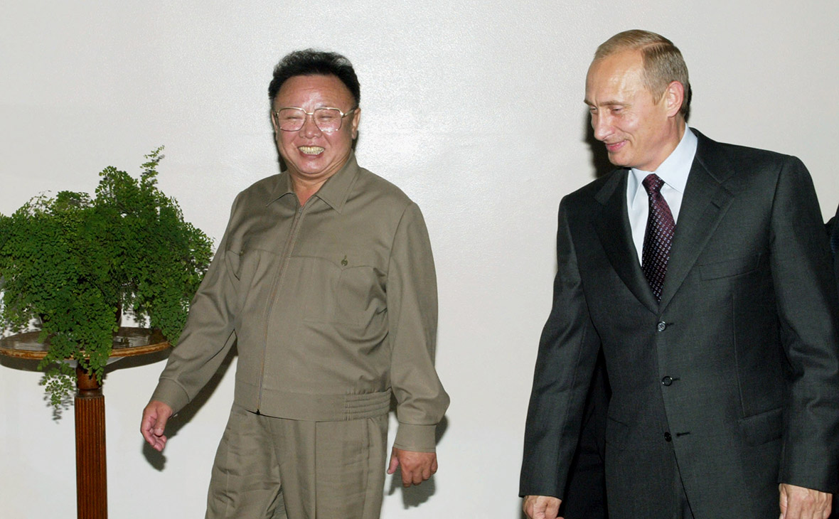 Владимир Путин и&nbsp;Ким Чен Ир (слева)


