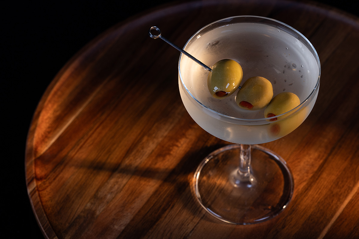 Драй Мартини (Dry Martini) — настоящая икона барной культуры