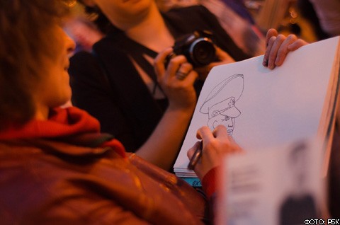 Художники вывели на улицы Москвы до 1,5 тыс. человек