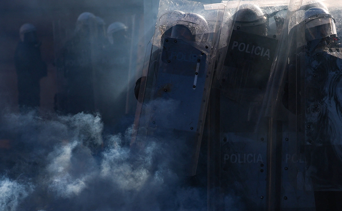 Florion Goga / Reuters