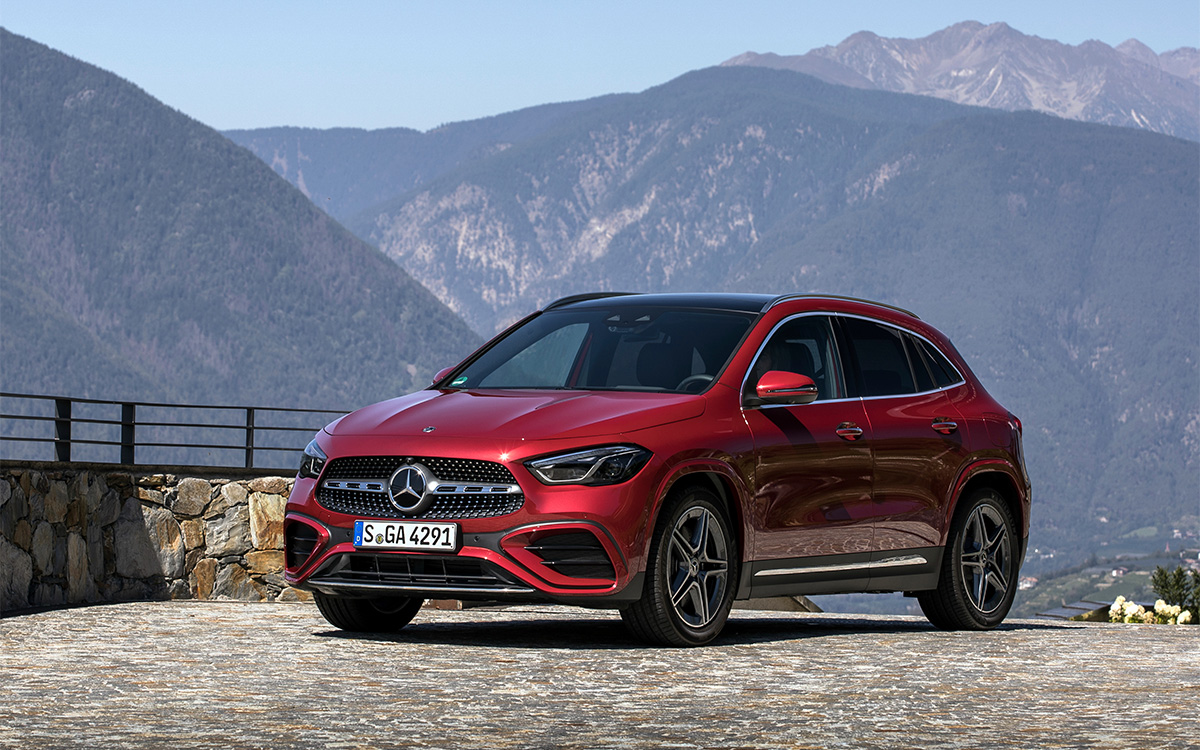 Mercedes-Benz GLA, 2023 год