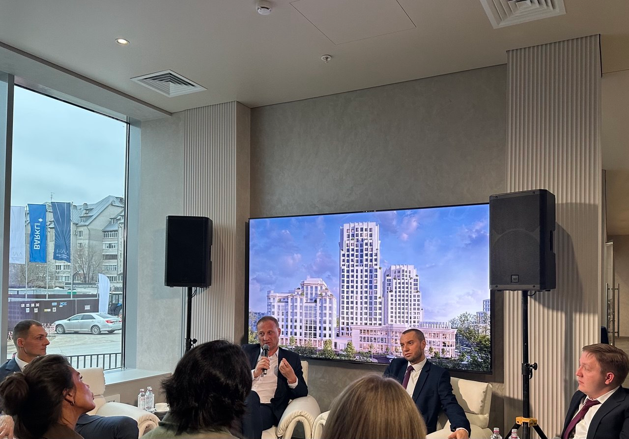 В Казани достроят высотные «въездные ворота» в исторический центр