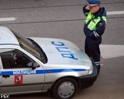 В Свердловской обл. Ford Focus сбил инспектора ДПС во время оформления протокола